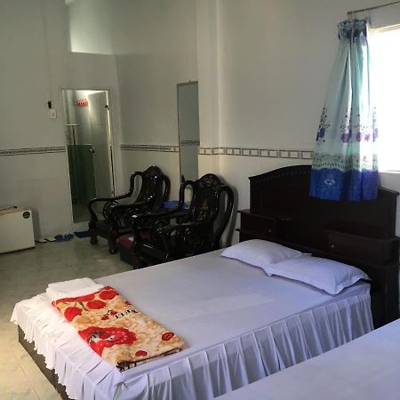 Khach San Thien Phuc Hotel Cà Mau Екстериор снимка